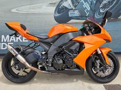 Kawasaki ZX-10R (ZX1000 Ninja)