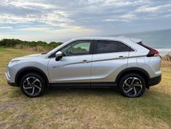 2024 Mitsubishi Eclipse Cross PHEV ES