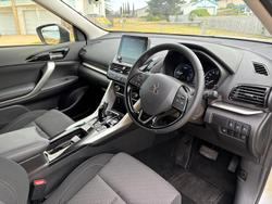 2024 Mitsubishi Eclipse Cross PHEV ES