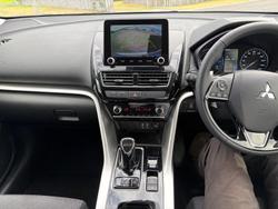 2024 Mitsubishi Eclipse Cross PHEV ES