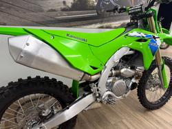 2025 Kawasaki KX250X GREEN