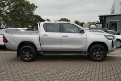 2025 Toyota Hilux SR 48V