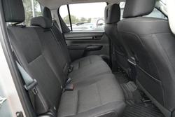 2025 Toyota Hilux SR 48V