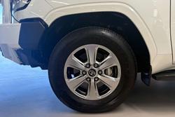 2024 Toyota Landcruiser VX