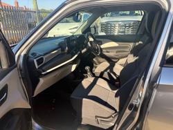 2025 Suzuki Swift Hybrid Plus