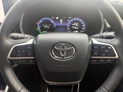 2024 Toyota Kluger Grande