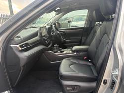 2024 Toyota Kluger Grande