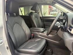 2024 Toyota Kluger Grande