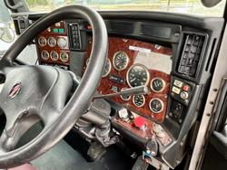 2012 Kenworth T400 Series KENWORTH T403