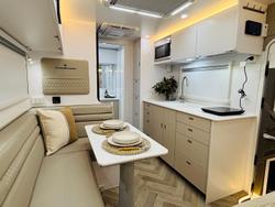 2025 Wonderland RV Solara18'06