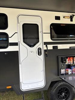 2025 Wonderland RV Solara Composite 2 Bunk