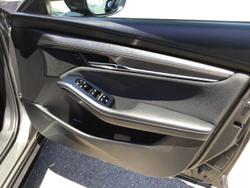 2019 Mazda 3 G20 Evolve