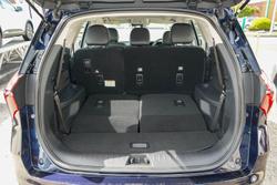2025 Mahindra XUV700 AX7L