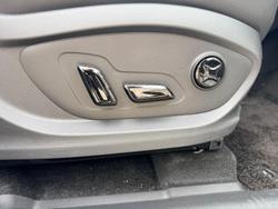 2025 MG QS Essence IS31 MY25 AWD Pearl White