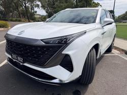 2025 MG QS Essence IS31 MY25 AWD Pearl White