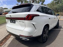 2025 MG QS Essence IS31 MY25 AWD Pearl White