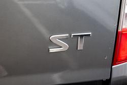 2019 Nissan Navara ST