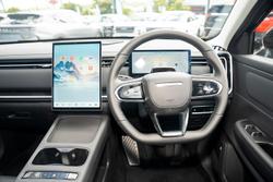 2025 Jaecoo J7 SHS Track