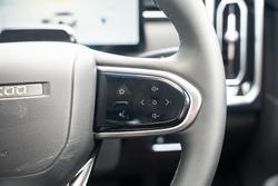 2025 Jaecoo J7 SHS Track