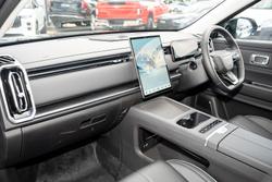 2025 Jaecoo J7 SHS Track