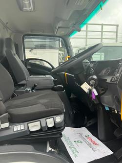 2022 Isuzu Frr 110/240 Amt 110/240 freight pak