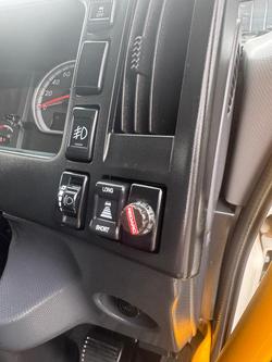 2022 Isuzu Frr 110/240 Amt 110/240 freight pak