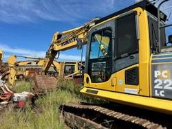2017 Komatsu Pc220lc-8Mo