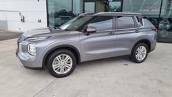 2021 Mitsubishi Outlander LS