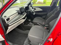 2025 Suzuki Swift Hybrid UZ Burning Red