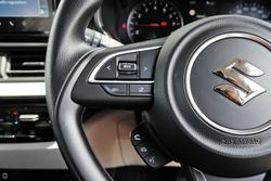 2025 Suzuki Swift Hybrid UZ Burning Red