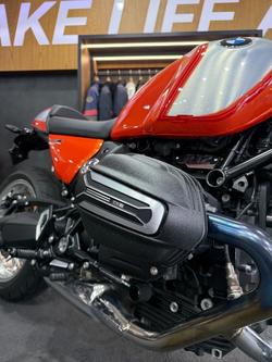2025 BMW Motorrad 2025 BMW 1170CC R12 S Lava orange metallic. (07-07)