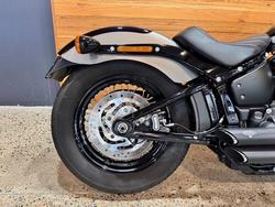 2018 Harley-davidson FXBB STREET BOB (107) Black