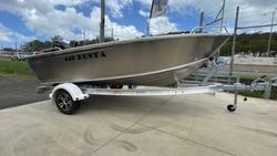 2026 QUINTREX 440 Busta