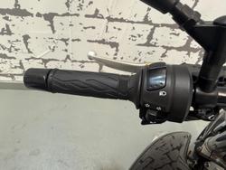 2013 Suzuki Inazuma 250 (GW250) Inazuma Black