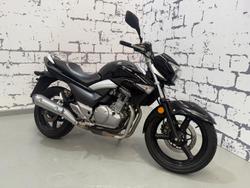 2013 Suzuki Inazuma 250 (GW250) Inazuma Black