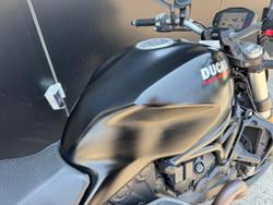 2019 Ducati Monster 821 Monster Black