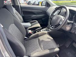 2019 Mitsubishi ASX ES