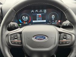 2025 Ford Everest Platinum