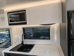 2025 New Age Caravans Manta Ray Mr16er Expedition