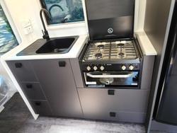 2025 New Age Caravans Manta Ray Mr16er Expedition