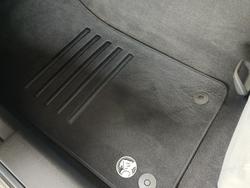 2017 Holden Commodore SV6