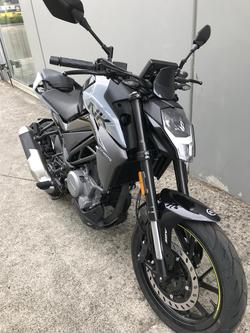2025 CFMOTO 300NK