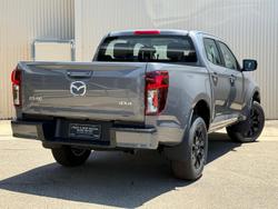 2025 Mazda BT-50 XT