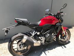 2025 Honda CB300R (CB300RA)
