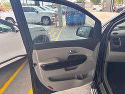2018 Kia Carnival SLi