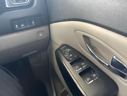 2018 Kia Carnival SLi