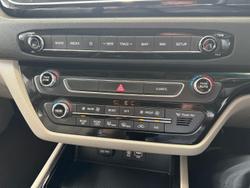 2018 Kia Carnival SLi