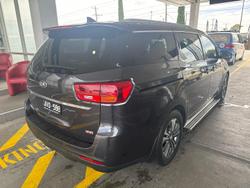 2018 Kia Carnival SLi
