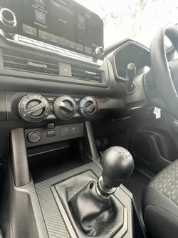 2025 Mitsubishi Triton GLX MV MY25 4x2 White