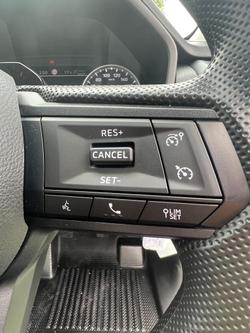 2025 Mitsubishi Triton GLX